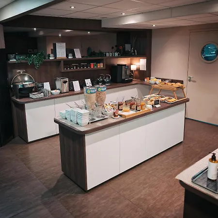 The Originals Boutique, De La Paix, Hotel