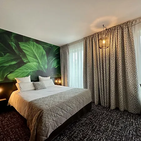 Hotel The Originals Boutique, De La Paix, 4*