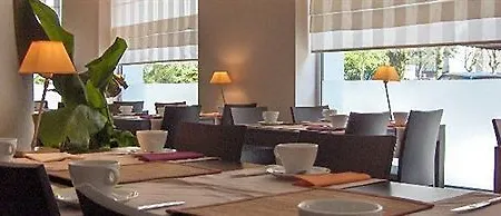 Hotel The Originals Boutique, De La Paix,