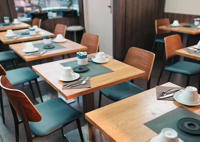 Hotell The Originals Boutique, De La Paix, 4*