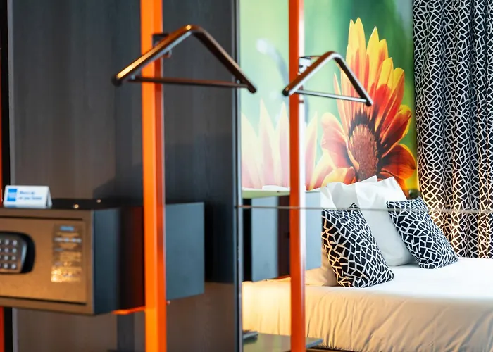 The Originals Boutique, De La Paix, 브레스트