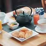 Hotel The Originals Boutique, De La Paix, 4*