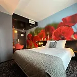 Hotel The Originals Boutique, De La Paix, 4*