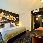 The Originals Boutique, De La Paix,