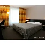 The Originals Boutique, De La Paix,