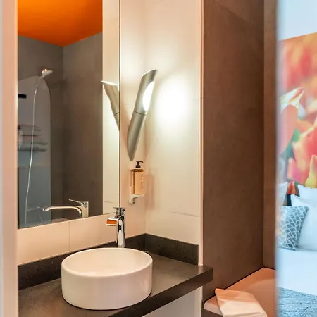 The Originals Boutique, De La Paix, 브레스트