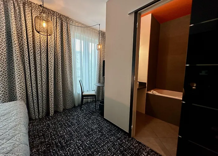 Hotel The Originals Boutique, De La Paix,